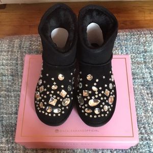 Azalea Wang | Flat Booties In Black